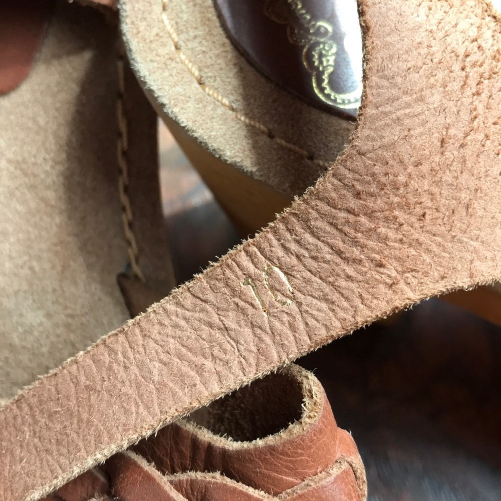 Women's Brown Sandals - Picture 6 of 6